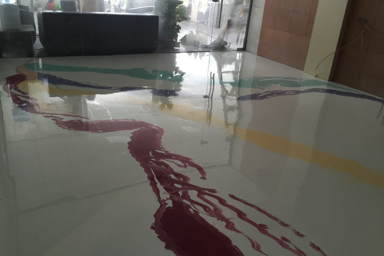环氧地坪漆能不能做家庭装修？