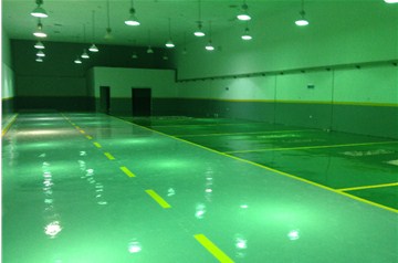 环氧地坪漆施工时怎么防止基础地面处理不好带来的问题？