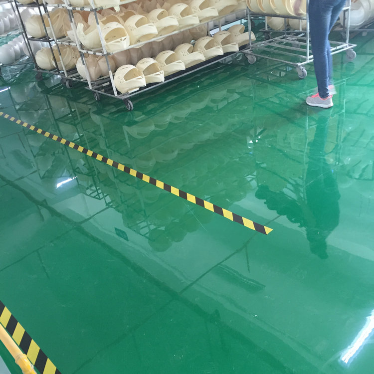 沧晟地坪漆厂家解析环氧地坪漆材料出现增稠胶化、浑浊质量问题如何解决
