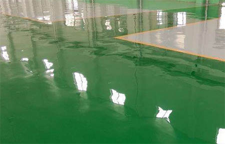 环氧地坪涂料如何使用？环氧地坪涂料有毒吗？