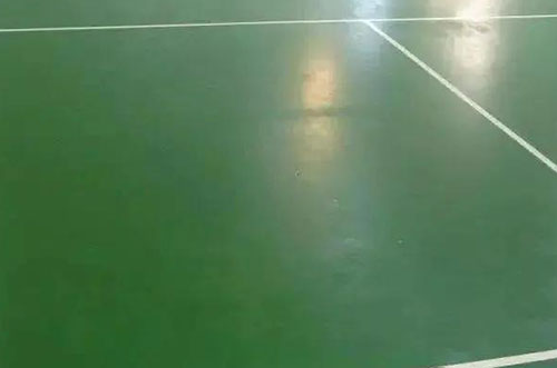 防水聚氨酯地坪出现粉尘、破损的主要原因